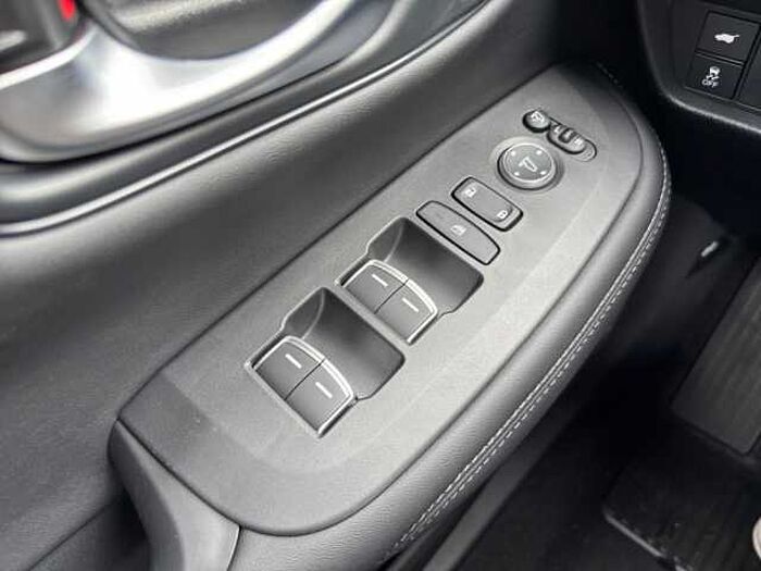 Honda ZR-V e: HEV 2.0 i-MMD Hybrid Advance
