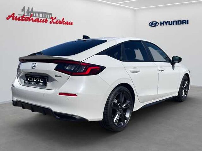 Honda Civic e: HEV 2.0 i-MMD Hybrid Sport (FE)