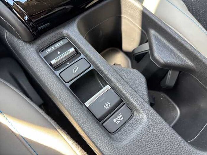 Honda HR-V e: HEV 1.5 i-MMD Hybrid Advance Style *360°*