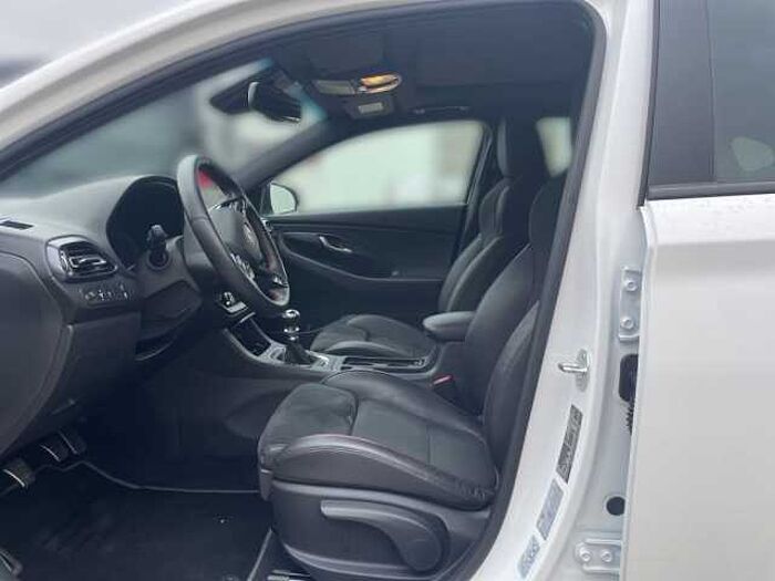 Hyundai i30 1.5 T-GDI Fastback 48V-Hybrid N-Line