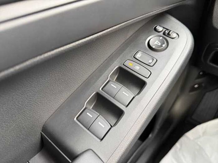 Honda HR-V e: HEV 1.5 i-MMD Hybrid Elegance (RV/RV)