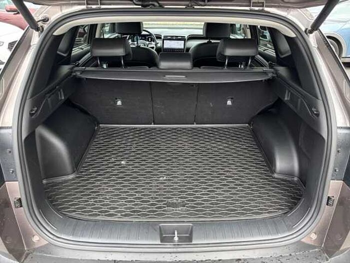 Hyundai TUCSON 1.6 T-GDi 48V 4WD DCT Prime *8fach bereift*