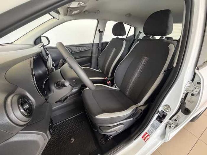 Hyundai i10 1.2 Trend + Carplay + Scheckheft + Garantie +