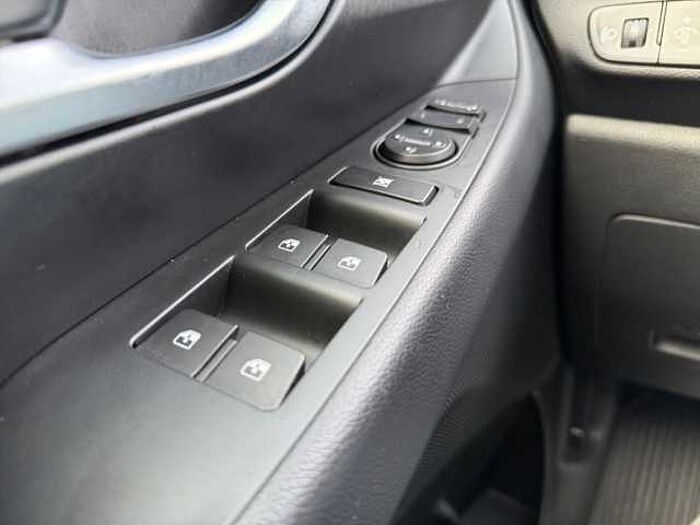 Hyundai i30 1.0 T-GDI DCT Connect & Go+LED+Navi+EPH v+h