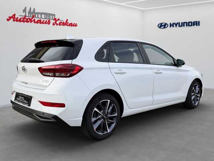 Hyundai i30 1.0 T-GDI DCT Connect & Go+LED+Navi+EPH v+h