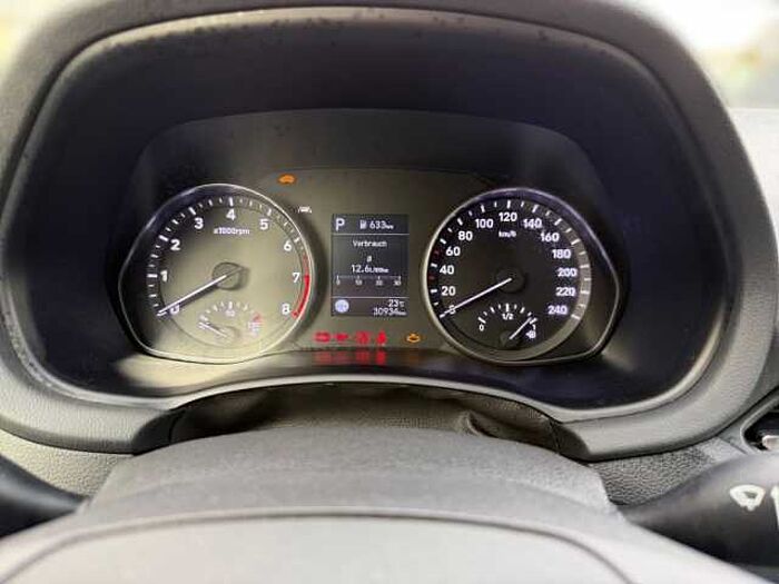 Hyundai i30 1.0 T-GDI DCT Connect & Go+LED+Navi+EPH v+h
