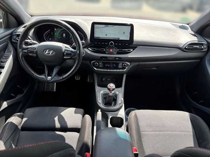 Hyundai i30 1.6 CRDI 48V-Hybrid N-Line *Komfort P.*Navi P.*