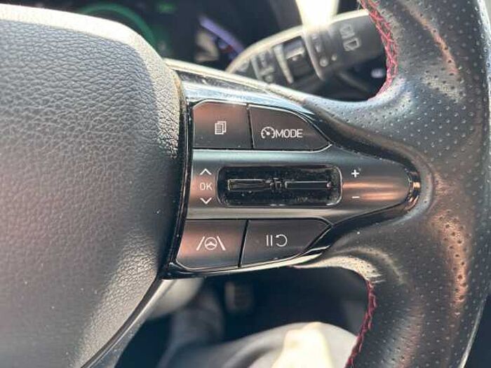 Hyundai i30 1.6 CRDI 48V-Hybrid N-Line *Komfort P.*Navi P.*