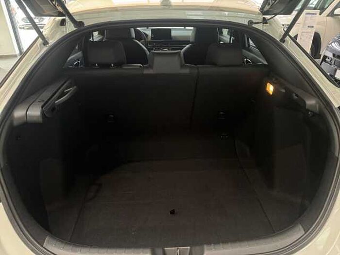 Honda Civic e: HEV 2.0 i-MMD Hybrid Sport