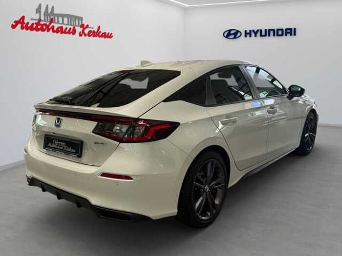 Honda Civic e: HEV 2.0 i-MMD Hybrid Sport