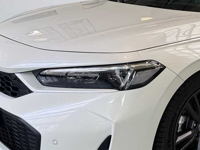 Honda Civic e: HEV 2.0 i-MMD Hybrid Sport