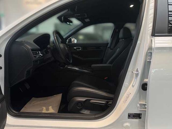 Honda Civic e: HEV 2.0 i-MMD Hybrid Sport