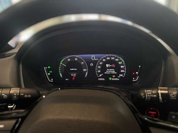 Honda Civic e: HEV 2.0 i-MMD Hybrid Sport
