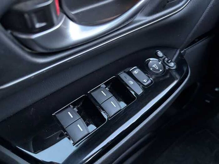 Honda CR-V 2.0 i-MMD Hybrid 4WD Executive