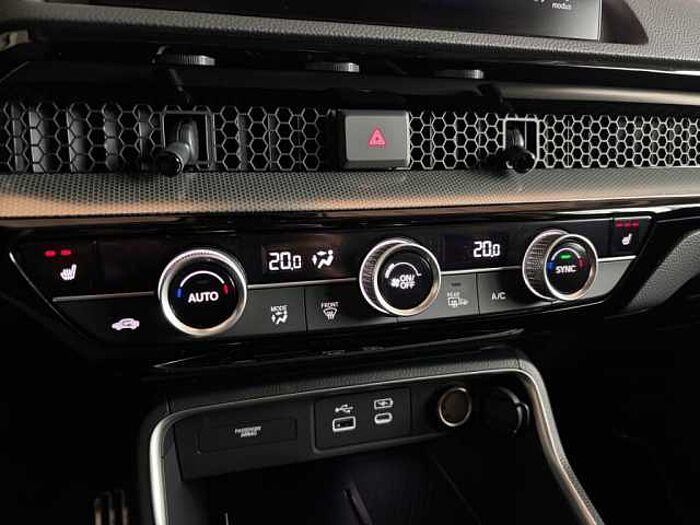 Honda CR-V e: PHEV 2.0 i-MMD Hybrid 2WD Elegance Tech (RS)