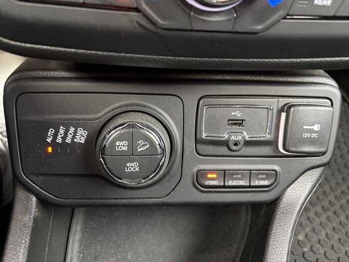 Jeep Renegade 1.3 T-GDI 4xe PLUG-IN Hybrid Automatik S