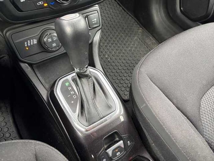 Jeep Renegade 1.3 T-GDI 4xe PLUG-IN Hybrid Automatik S
