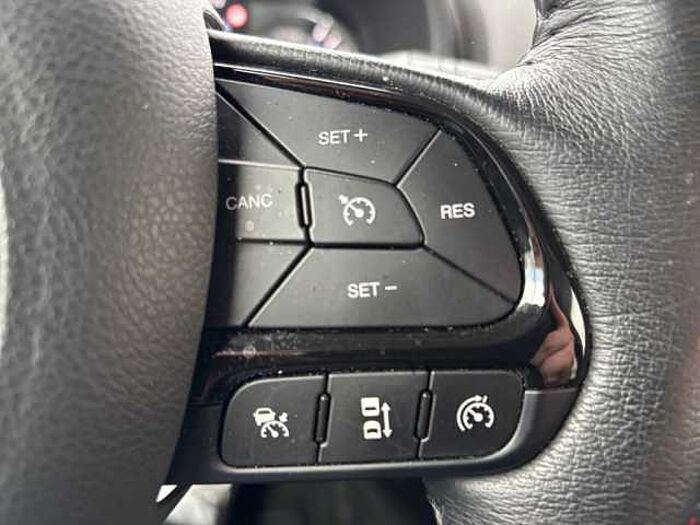 Jeep Renegade 1.3 T-GDI 4xe PLUG-IN Hybrid Automatik S