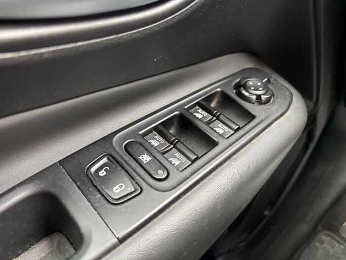 Jeep Renegade 1.3 T-GDI 4xe PLUG-IN Hybrid Automatik S