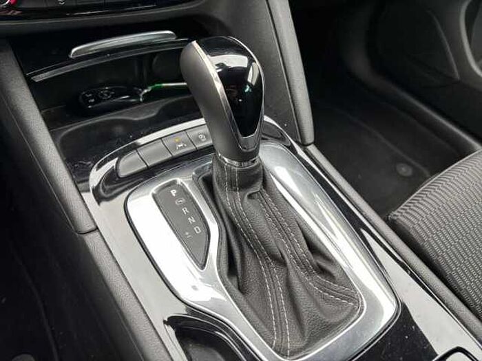 Opel Insignia Sports Tourer 2.0 Diesel Aut. Elegance