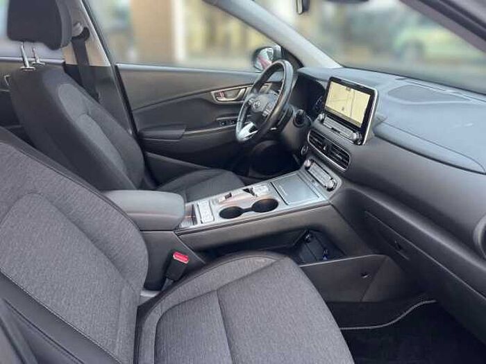 Hyundai Kona EV Advantage